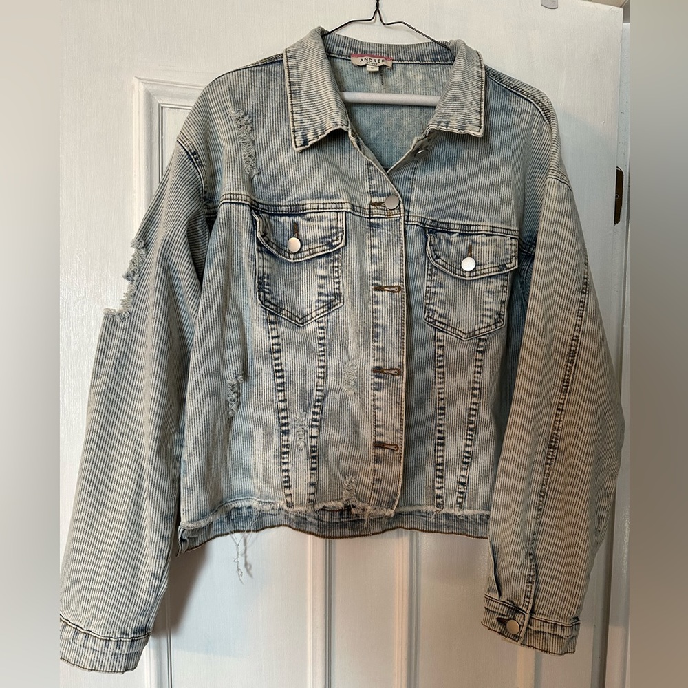 Gently worn Andre By Unit distressed Jean jacket